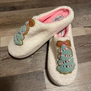Women’s Winter Slippers
